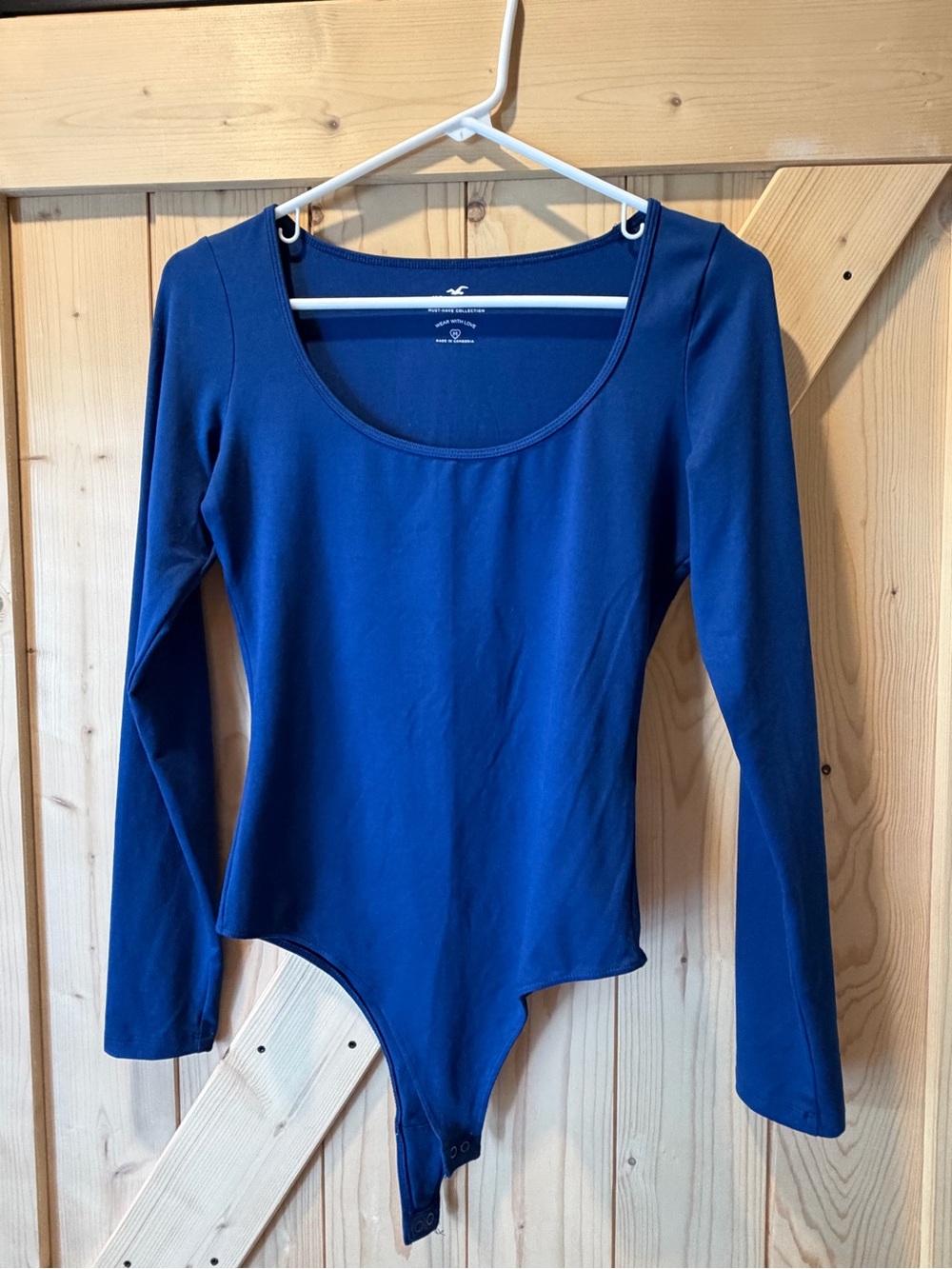 Hollister Women's Long Sleeve Scoop Neck Bodysuit - Royal Blue